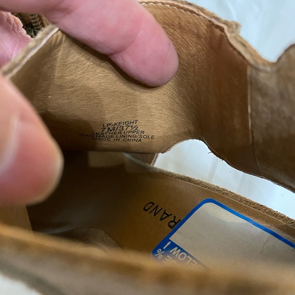 Lucky Brand Keight Tan Suede Peep-Toe Heeled Boots, Women’s Size 7 - Picture 9 of 9